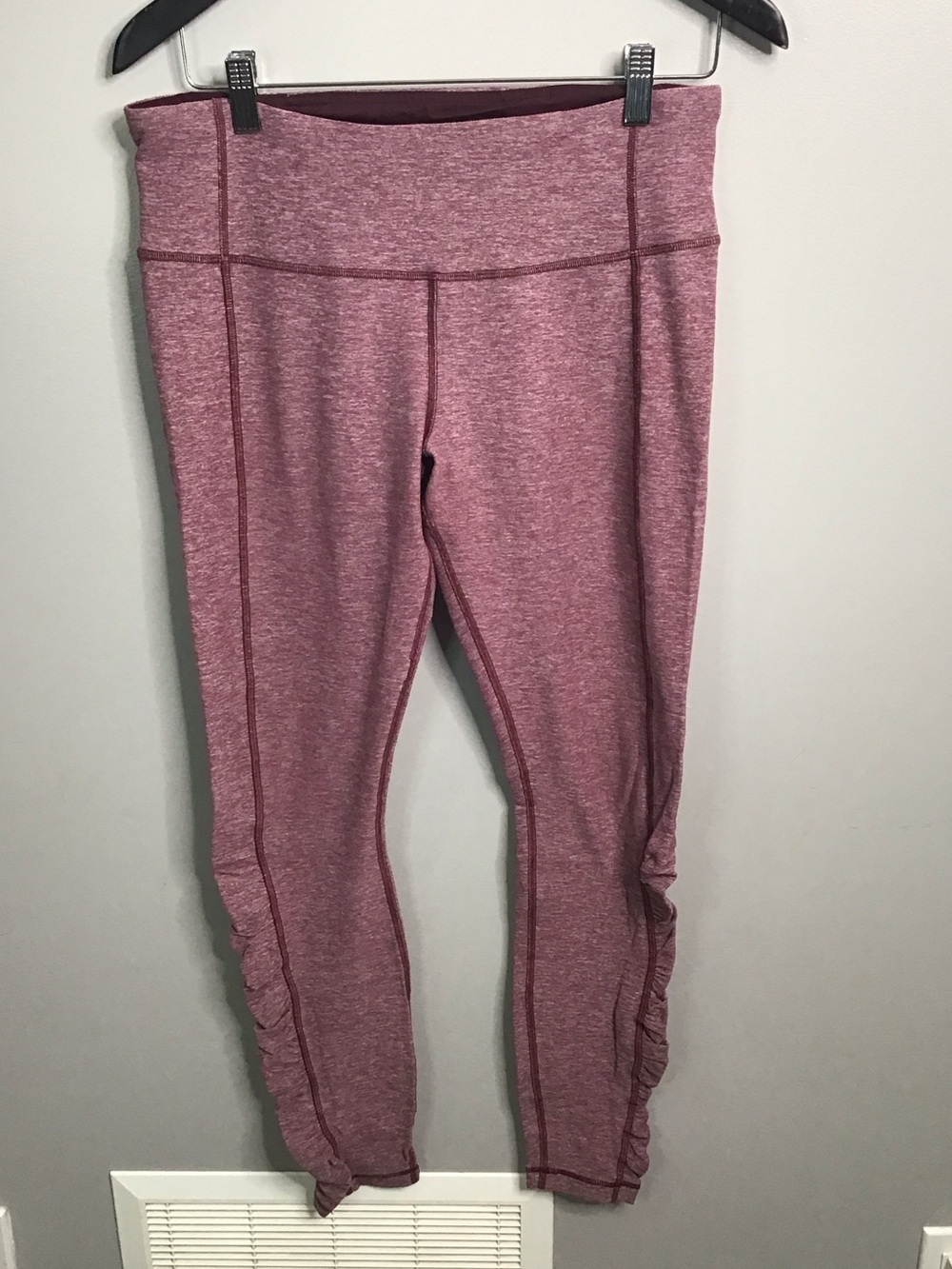 lululemon athletica Girls Heathered Rose Capri Leggings